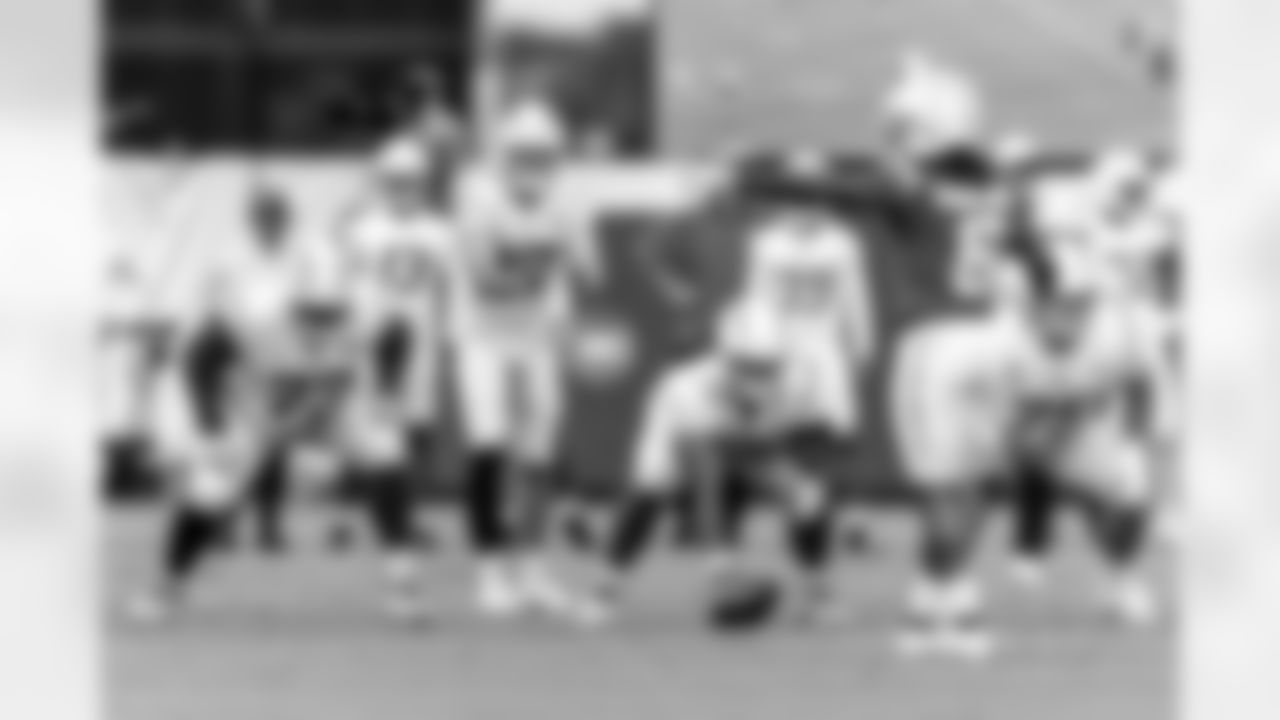 Los Angeles Chargers players participate in Phase 3 of the offseason program on Tuesday, June 3, 2025 at The Bolt in El Segundo, CA.