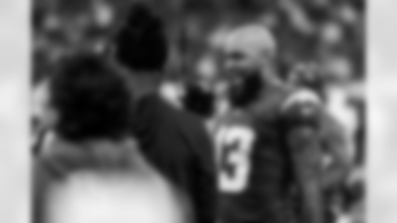 Check out the best shots from the Chargers Week 10 matchup against the Steelers!