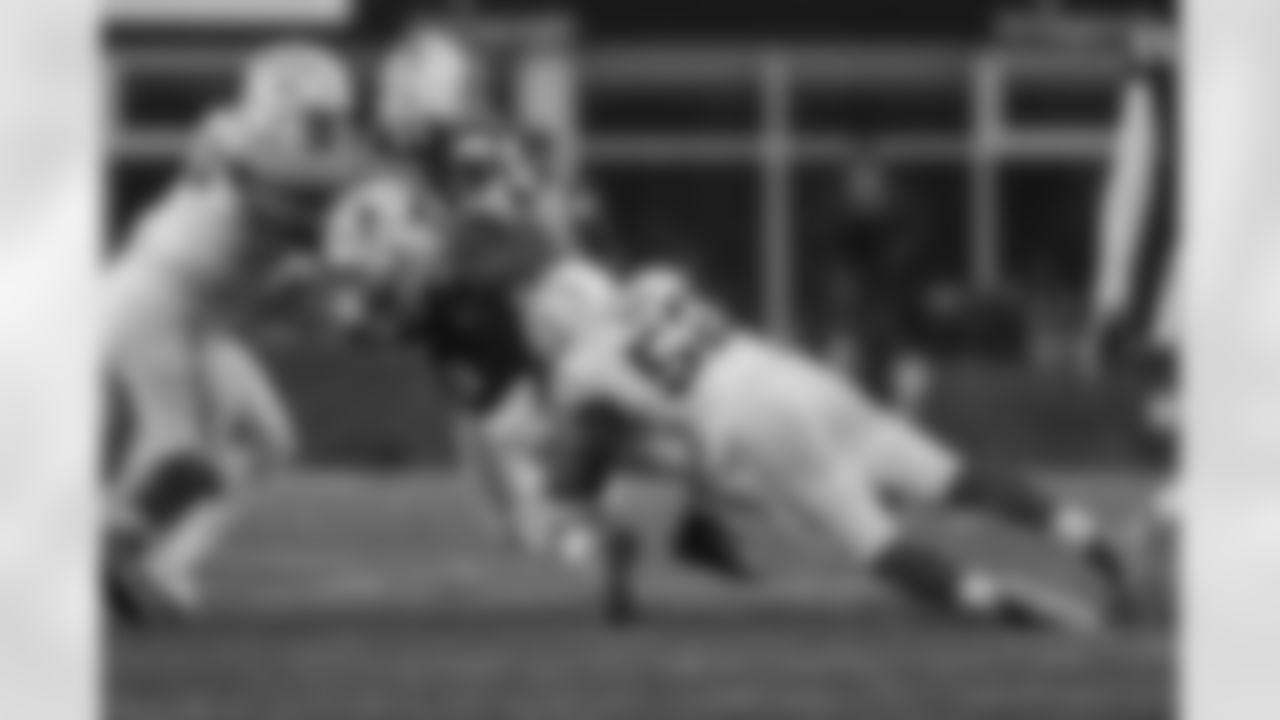 The Los Angeles Chargers play the New England Patriots on Sunday, December 3, 2023 at Gillette Stadium in Foxborough, MA.
[FINAL SCORE: LAC 6 - NE 0]