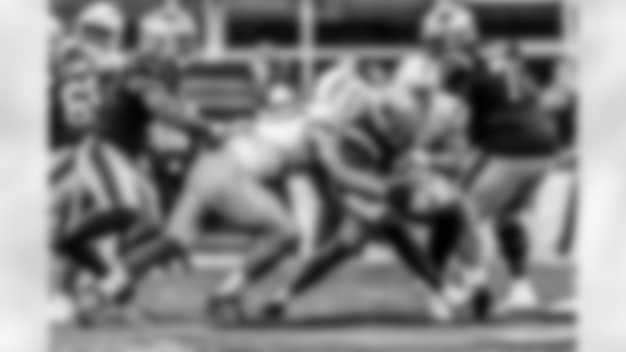 Take a look back at the Chargers Week 17 matchup with the Patriots in monochrome!