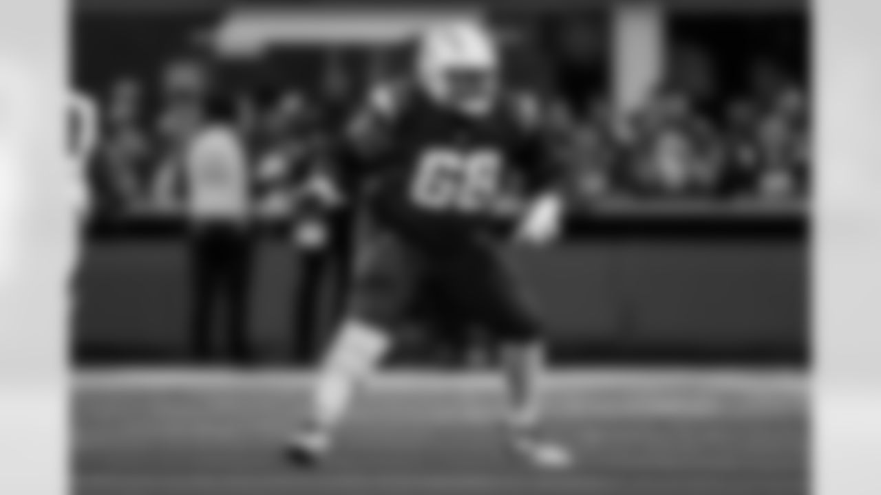 Take a look at the best photos of Chargers 2026 free agent Jamaree Salyer