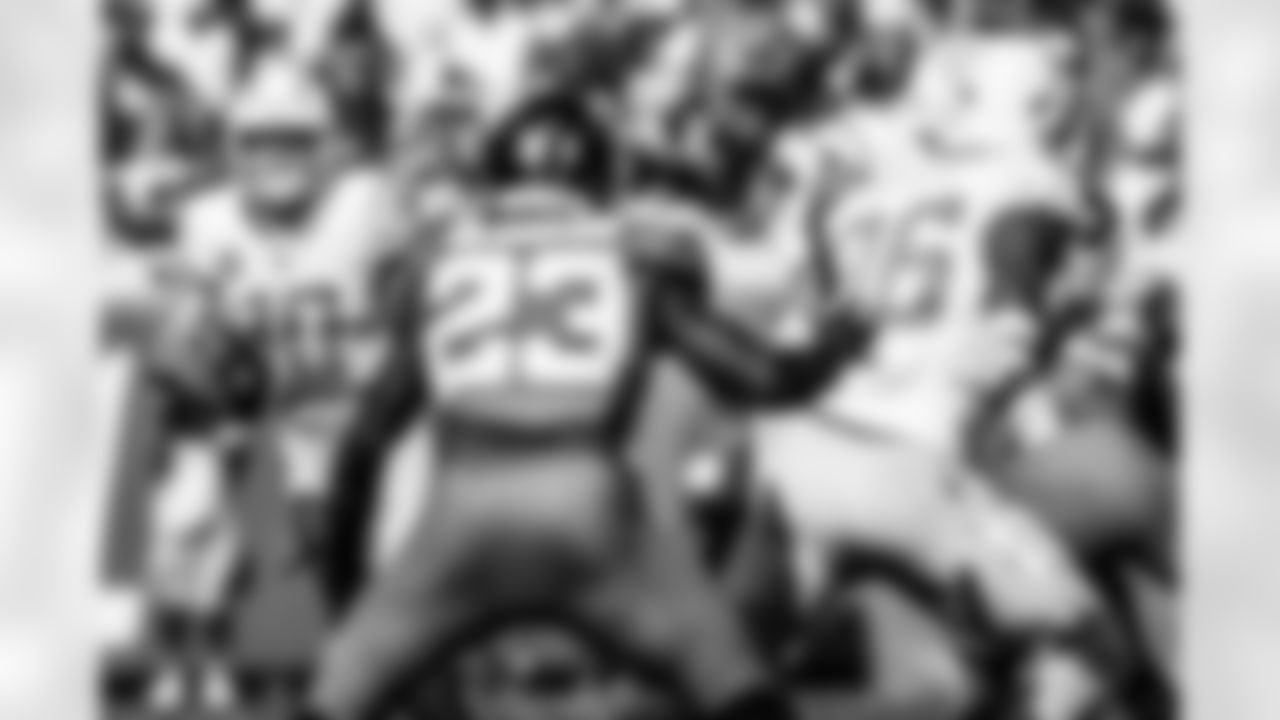 Take a look back at the Chargers Week 11 matchup with the Jaguars in monochrome.