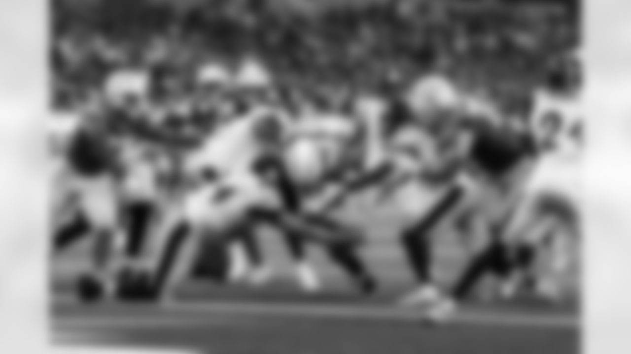 RB Kimani Vidal (30)