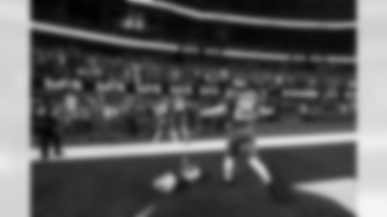 LB Marlowe Wax (58), CB Cam Hart (20) and CB Tarheeb Still (29)