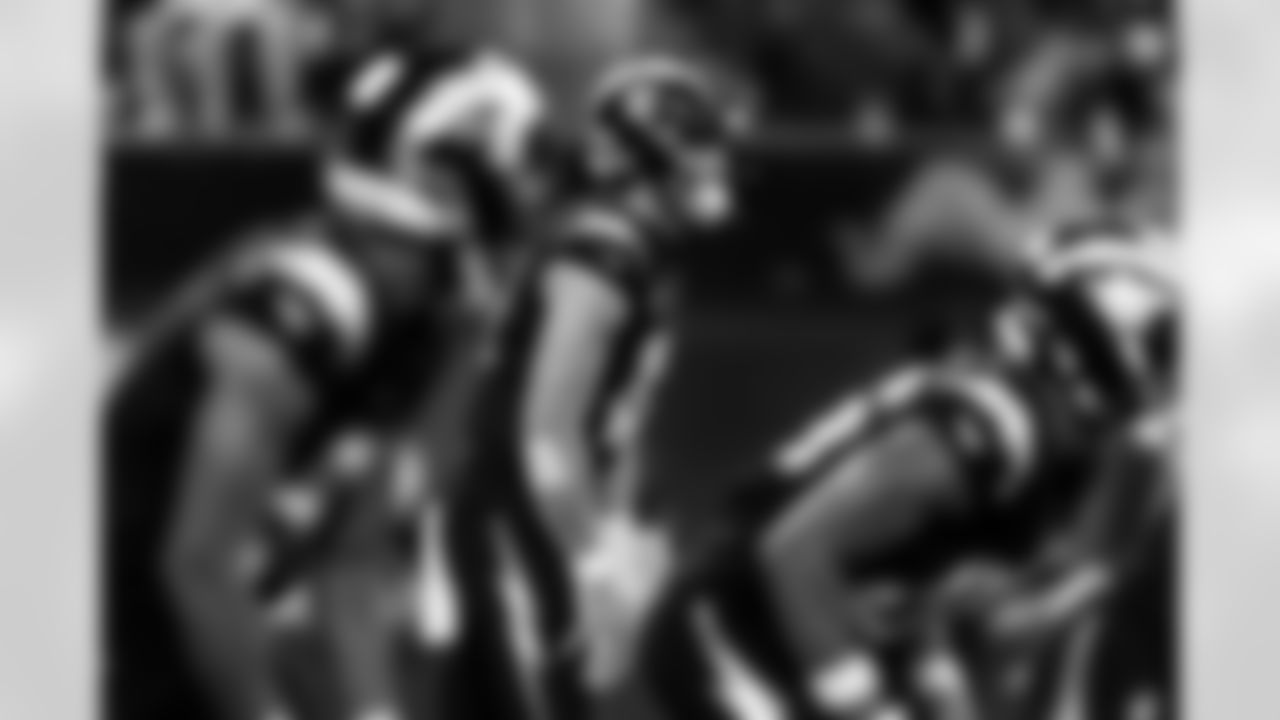 Check out the best shots from the Chargers Week 8 matchup against the Vikings!