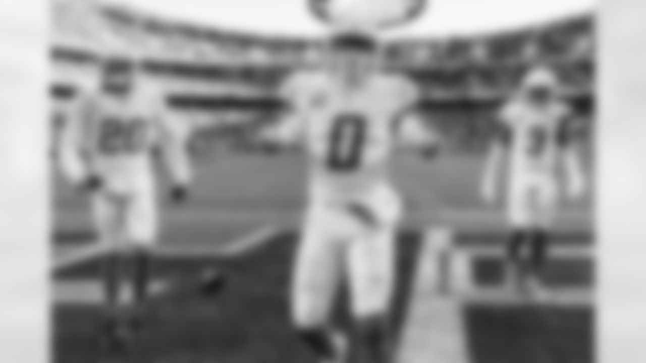 Check out the best shots from the Chargers Week 15 matchup against the Chiefs!