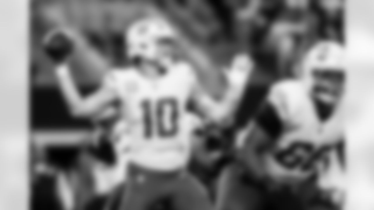 Check out the best shots from the Chargers Week 16 matchup against the Cowboys!