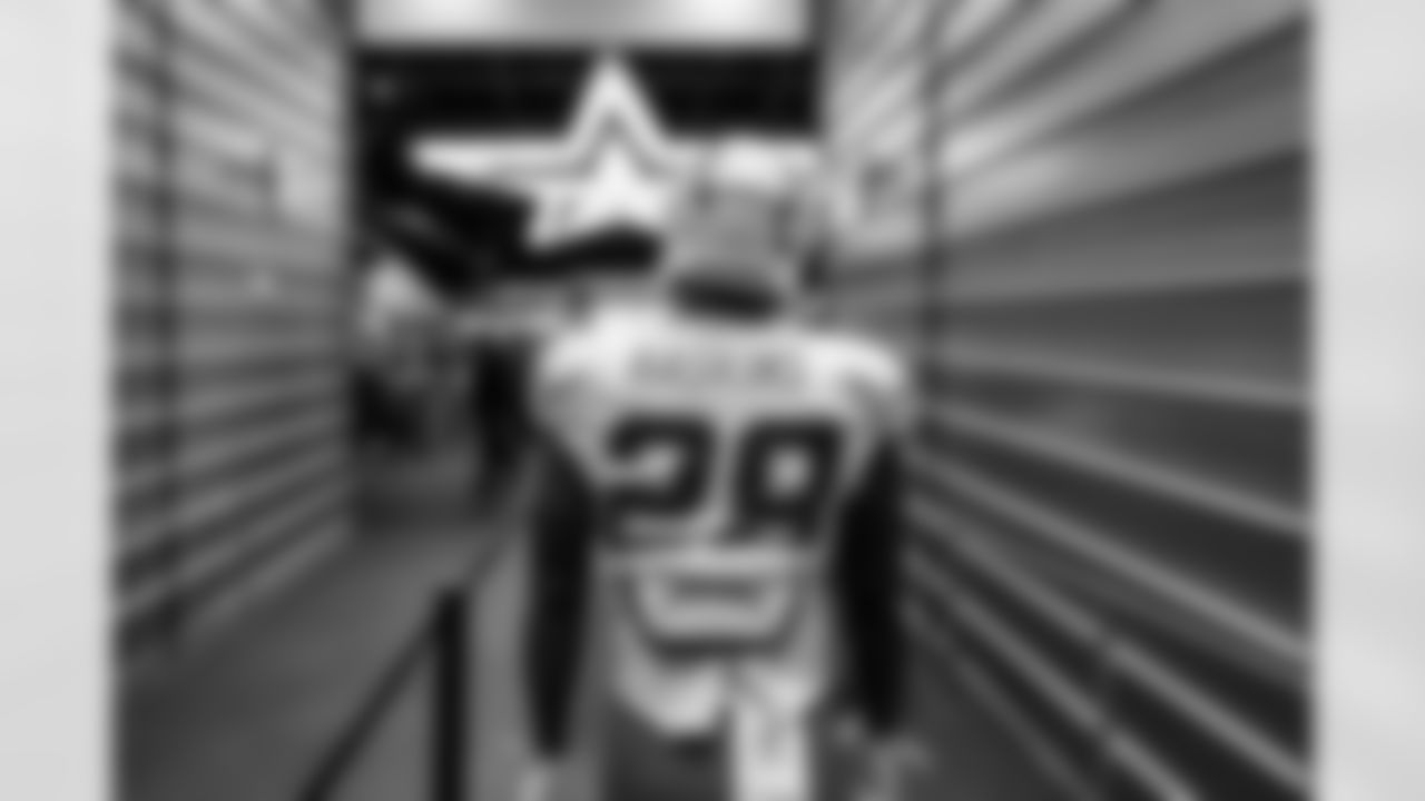 Check out the best shots from the Chargers Week 16 matchup against the Cowboys!