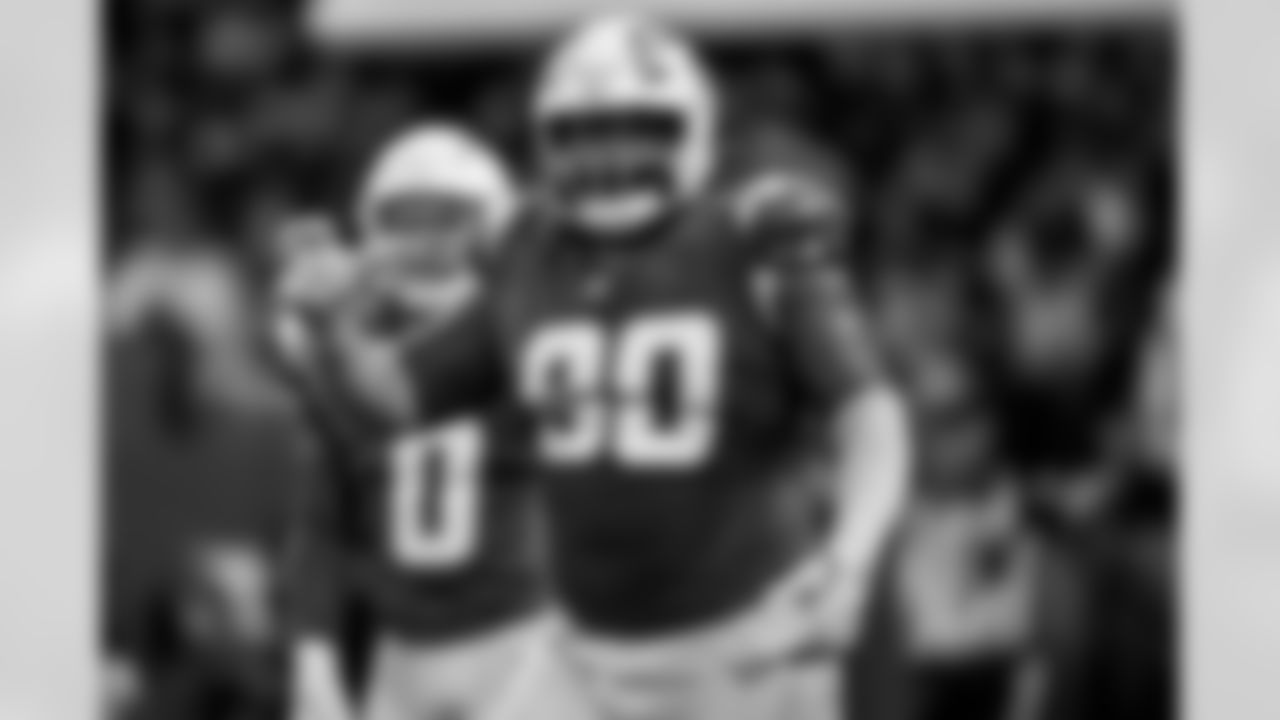 The Los Angeles Chargers agreed to terms on a multi-year contract extension with defensive lineman Teair Tart