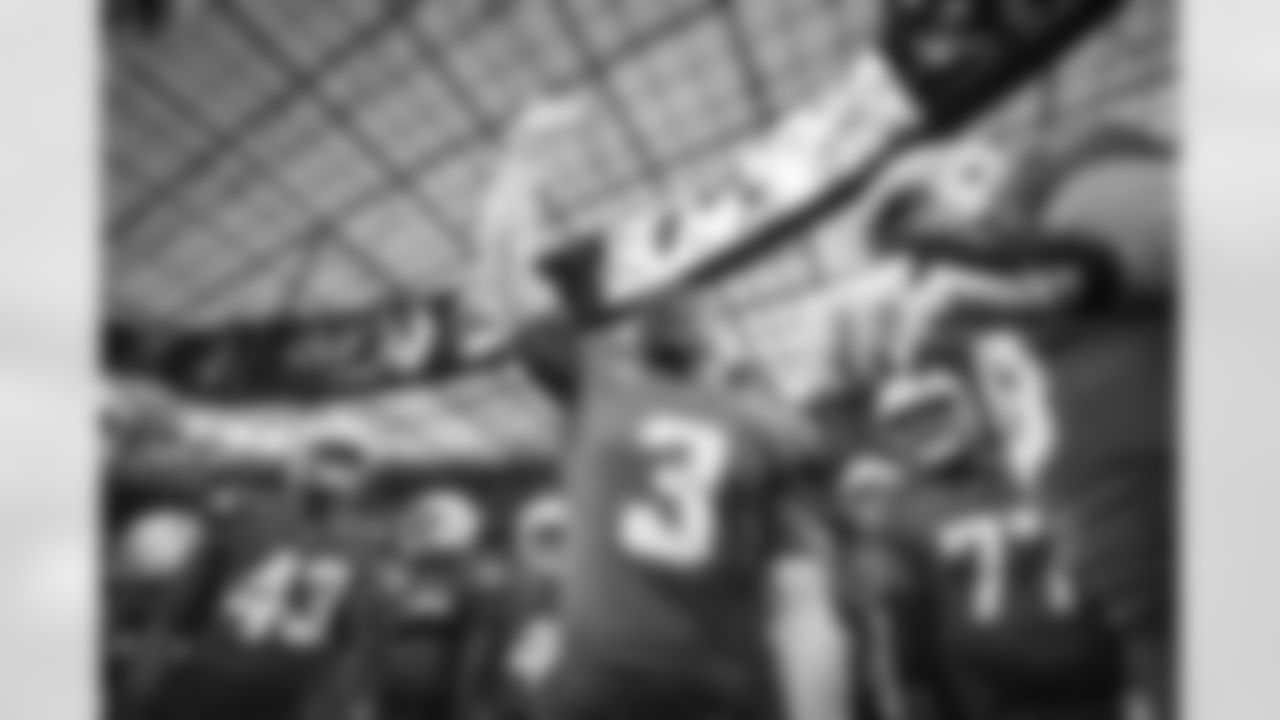 S Derwin James Jr. (3)