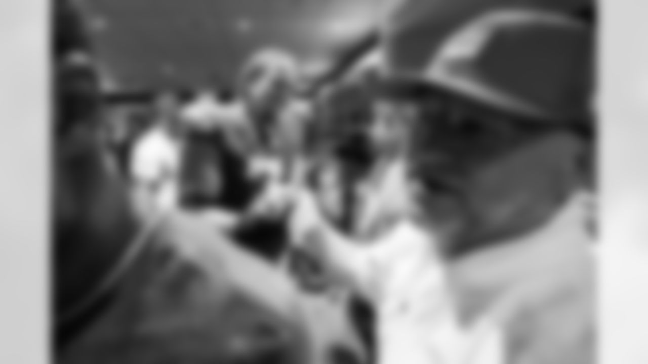 Check out the best shots from the Chargers Week 6 matchup against the Dolphins!