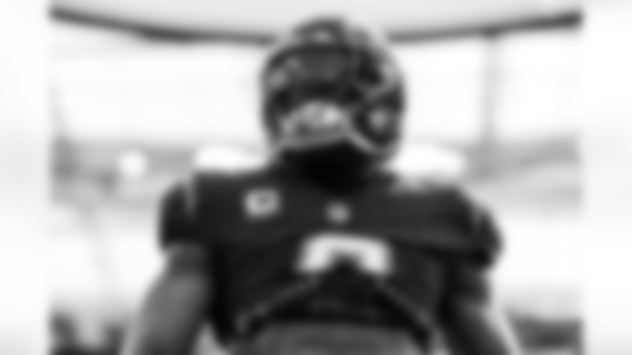 LB Daiyan Henley (0)