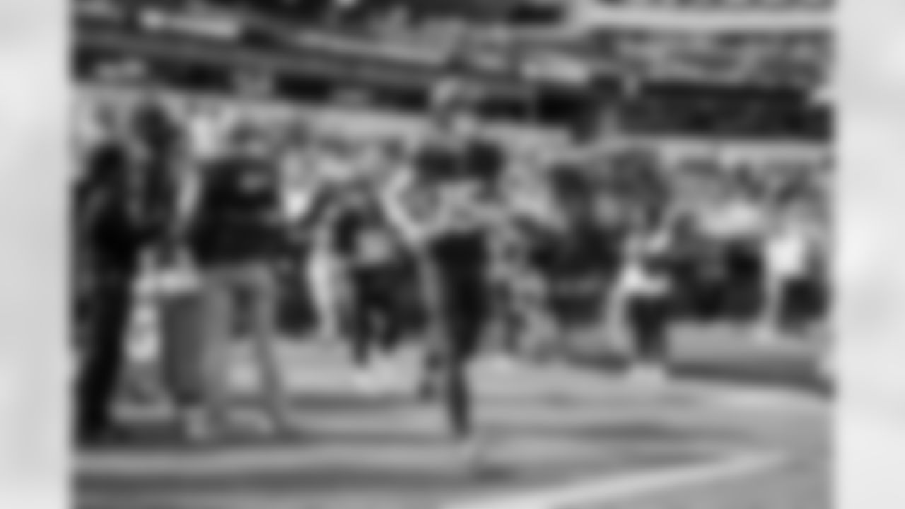 WR Ladd McConkey (15)