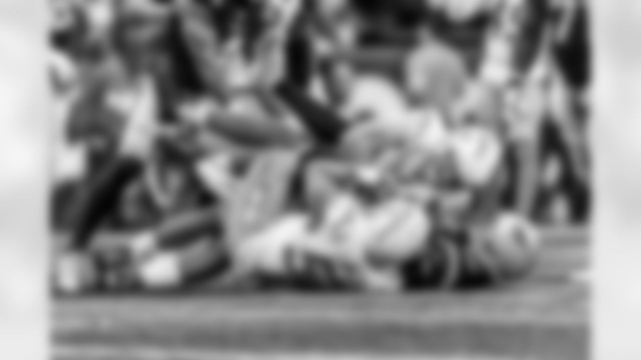 Take a look back at the Chargers Week 17 matchup with the Patriots in monochrome!