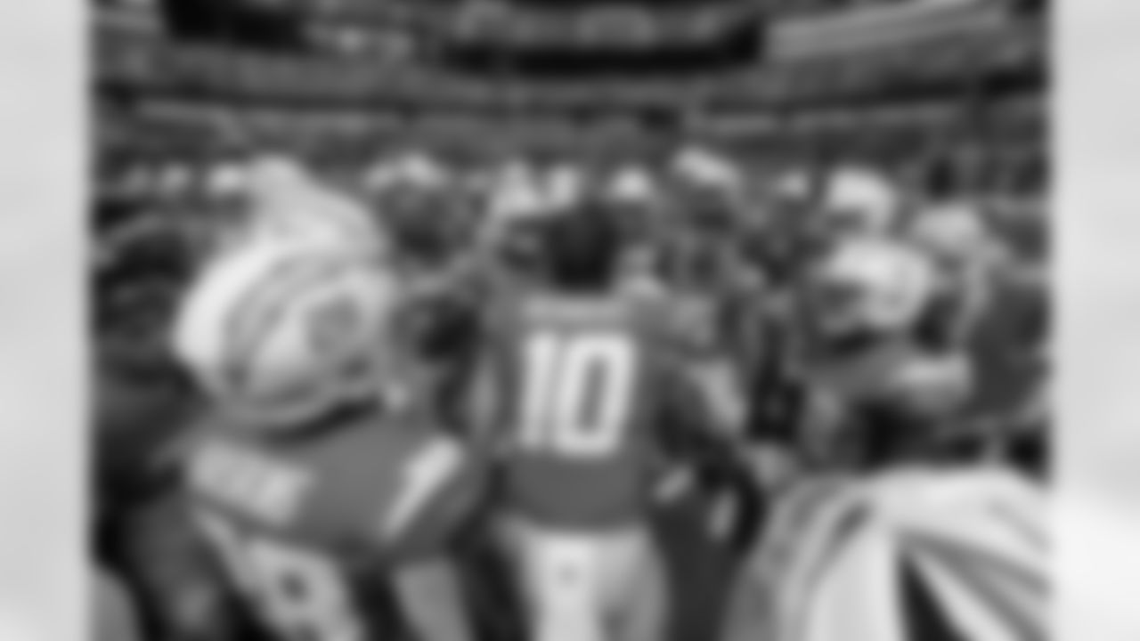 The Los Angeles Chargers play the Las Vegas Raiders on Sunday, September 8, 2024 at SoFi Stadium in Inglewood, CA.
[FINAL SCORE: LAC 22 - LV 10]