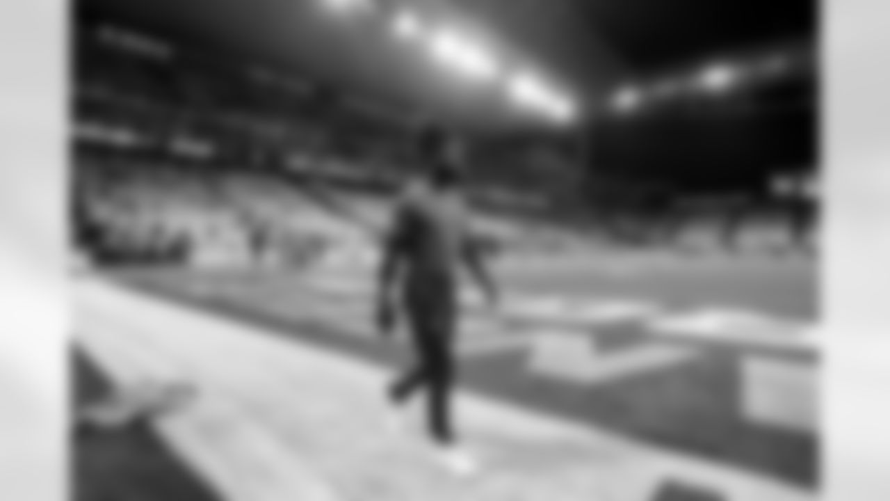 CB Donte Jackson (26)