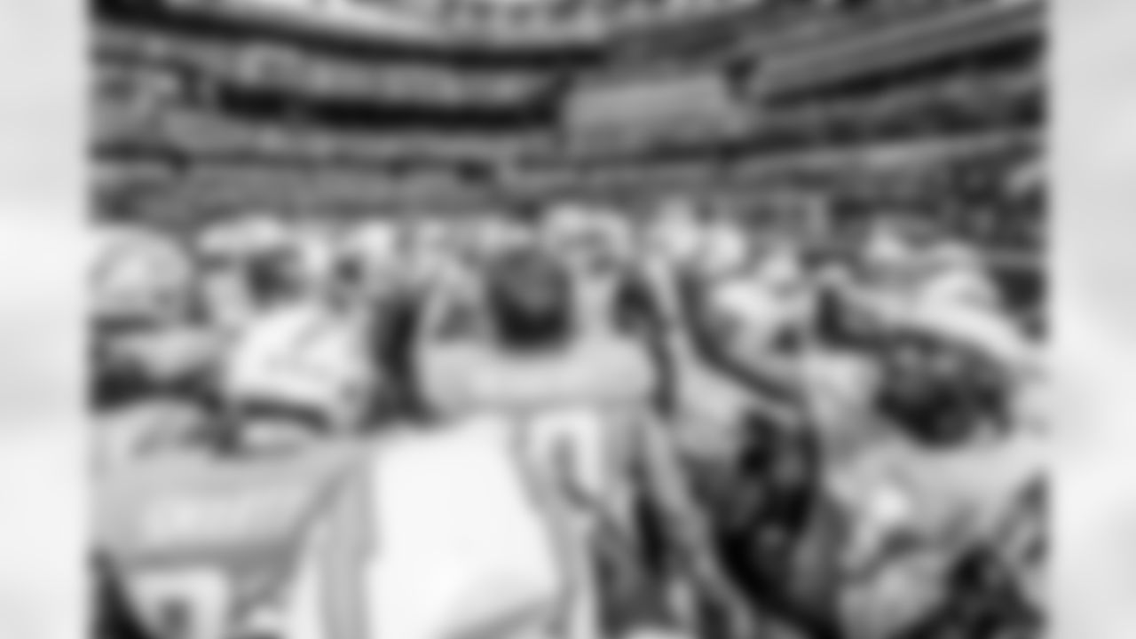 The Los Angeles Chargers play the Las Vegas Raiders on Sunday, September 8, 2024 at SoFi Stadium in Inglewood, CA.
[FINAL SCORE: LAC 22 - LV 10]