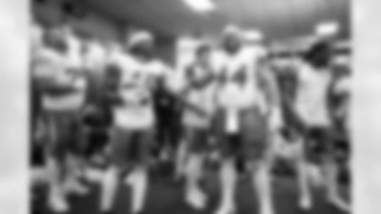 S Kendall Williamson (40) and DL Scott Matlock (44)