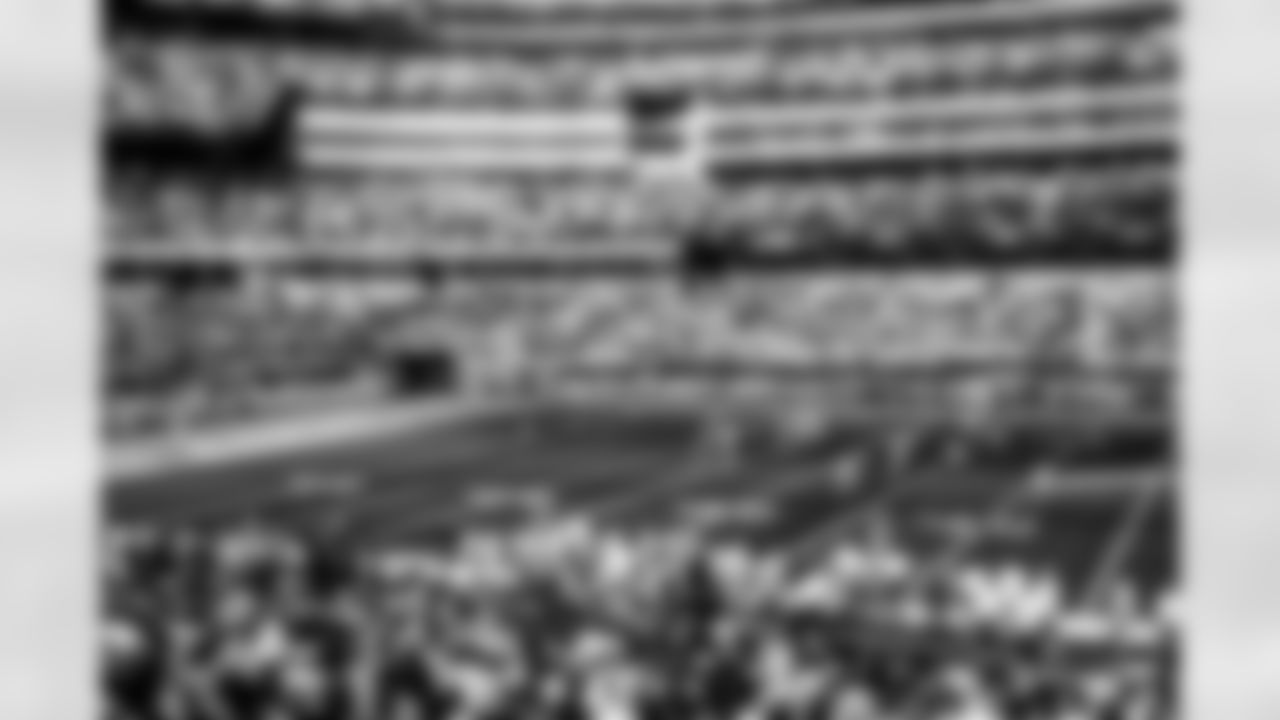 The Los Angeles Chargers play the Las Vegas Raiders on Sunday, September 8, 2024 at SoFi Stadium in Inglewood, CA.
[FINAL SCORE: LAC 22 - LV 10]