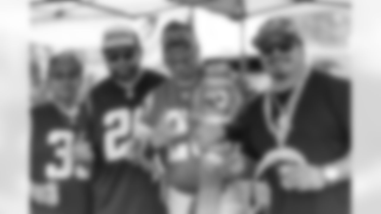 The Los Angeles Chargers play the New Orleans Saints on Sunday, October 27, 2024 at SoFi Stadium in Inglewood, CA.
[FINAL SCORE: LAC 26 - NO 8]