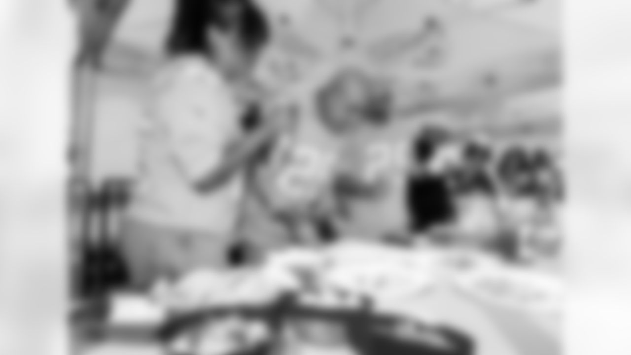 The Los Angeles Chargers play the Denver Broncos on Sunday, September 21, 2025 at SoFi Stadium in Inglewood, CA.
[FINAL SCORE: LAC 23 - DEN 20]