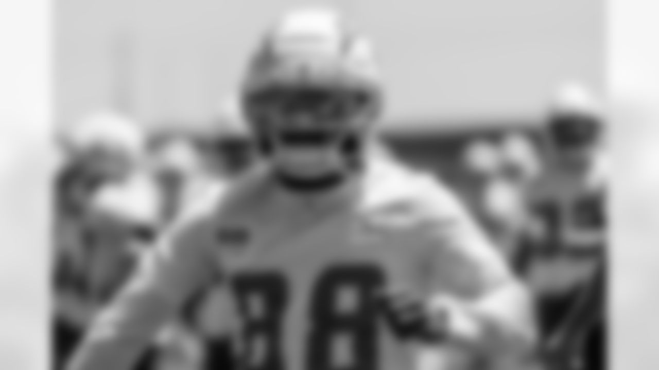 Los Angeles Chargers players participate in Phase 3 of the offseason program on Friday, May 30, 2025 at The Bolt in El Segundo, CA.