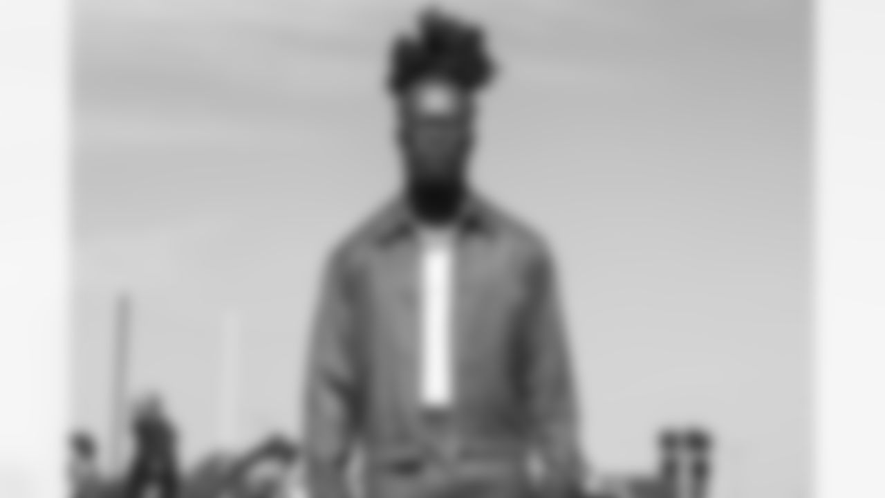 CB Donte Jackson (26)