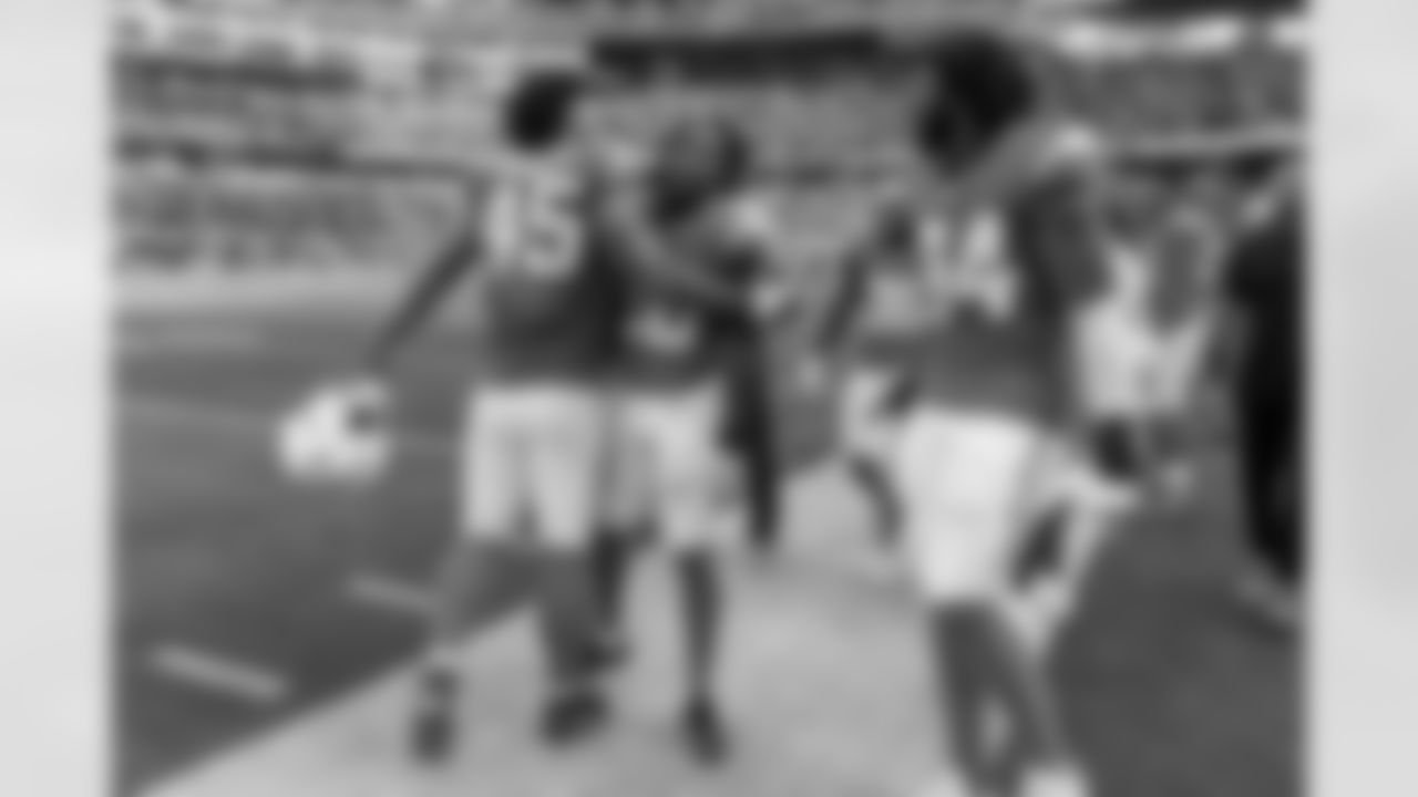 The Los Angeles Chargers play the Las Vegas Raiders on Sunday, October 1, 2023 at SoFi Stadium in Inglewood, CA.
[FINAL SCORE: LAC 24 - LV 17]