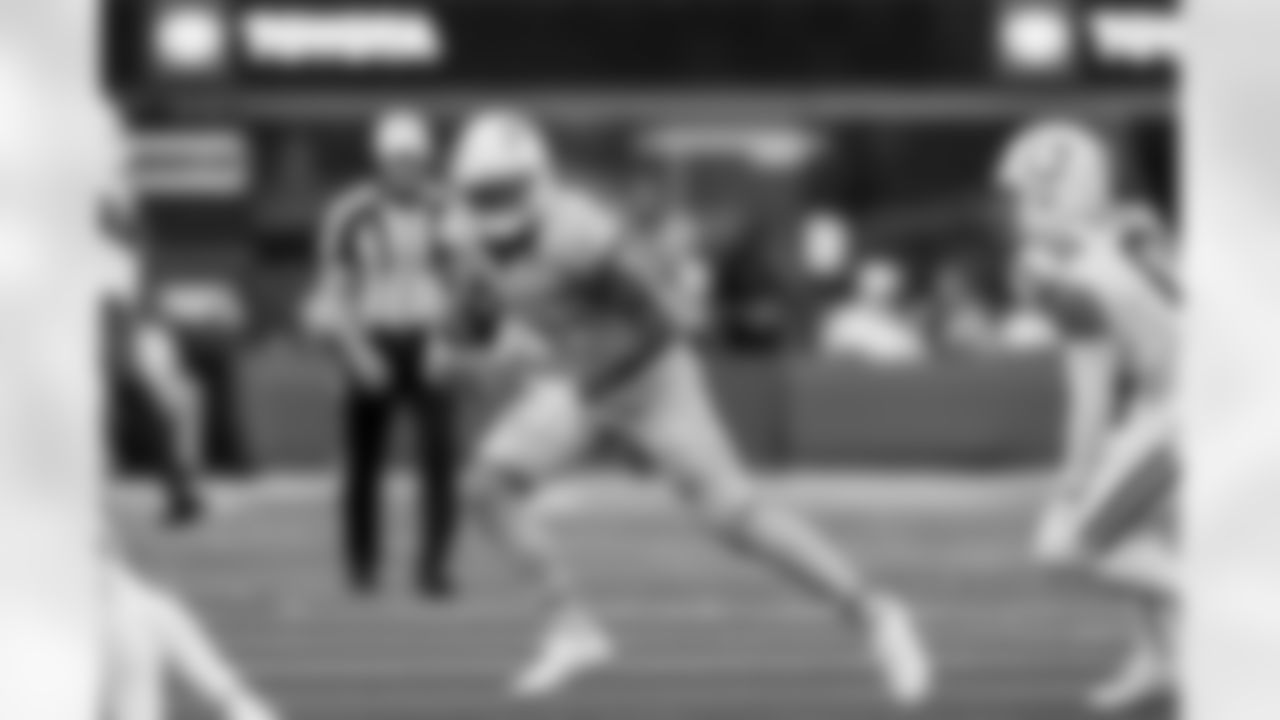 Check out the best shots from the Chargers Week 7 matchup against the Colts!
