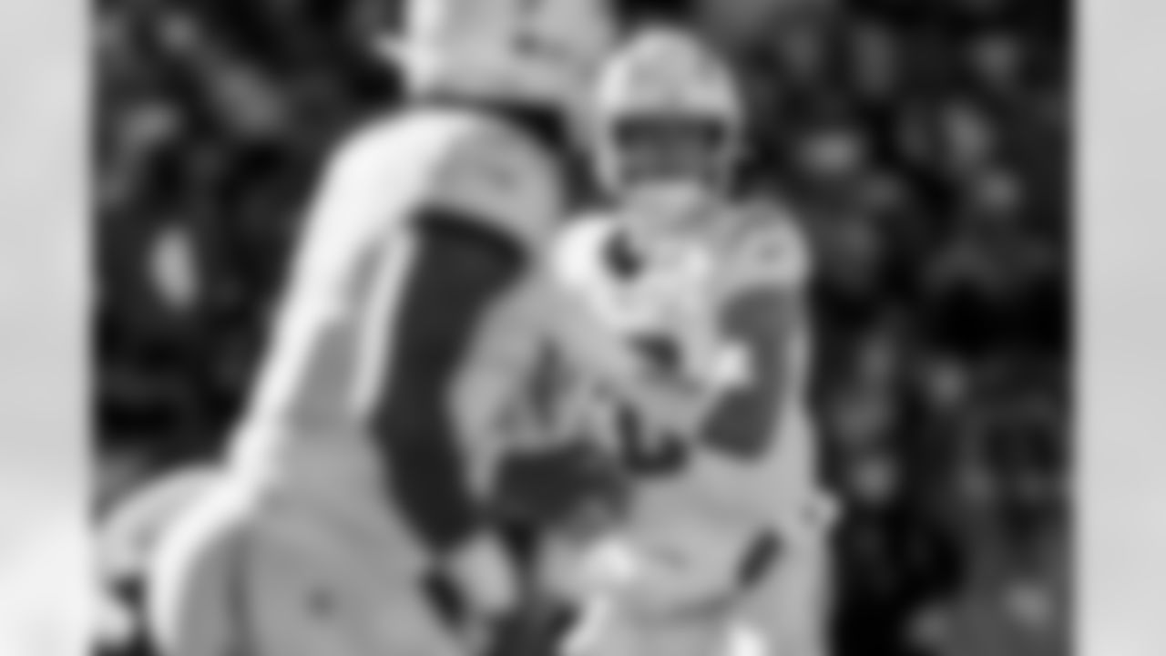 Take a look back at the best photos of Justin Herbert's 2025 campaign.