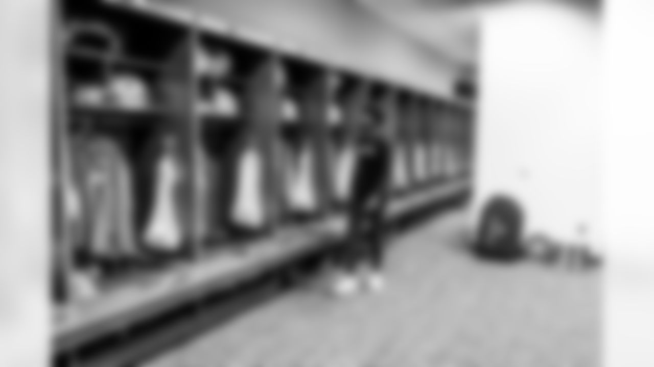 Take a look back at the Chargers Week 16 matchup with the Cowboys in monochrome.