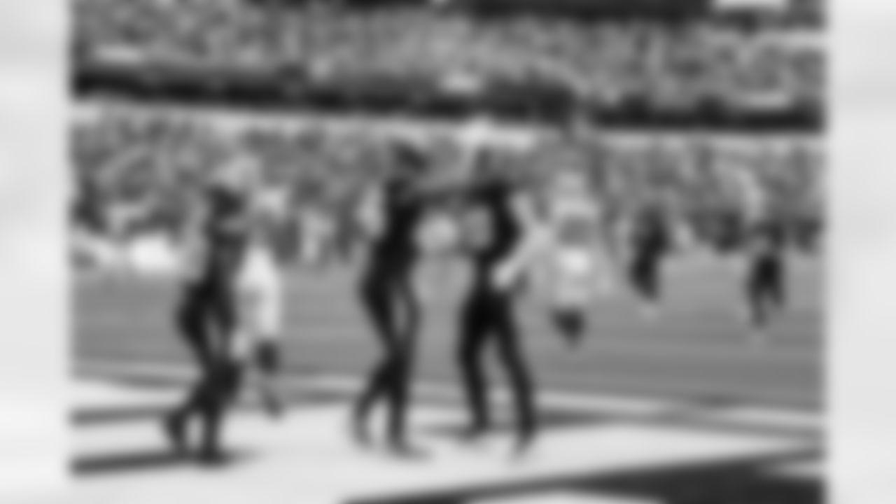 TE Oronde Gadsden (86) and QB Justin Herbert (10)