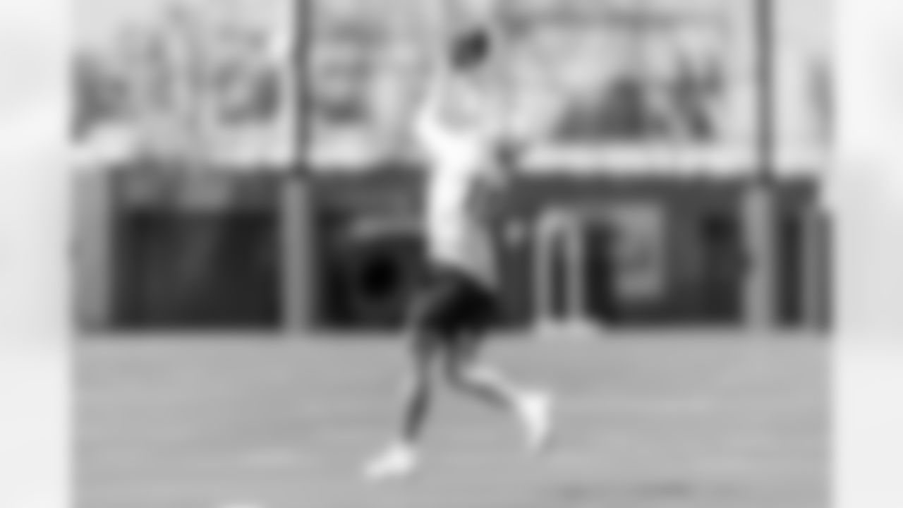 Los Angeles Chargers players participate in Phase 2 of the offseason program on Tuesday, May 20, 2025 at The Bolt in El Segundo, CA.