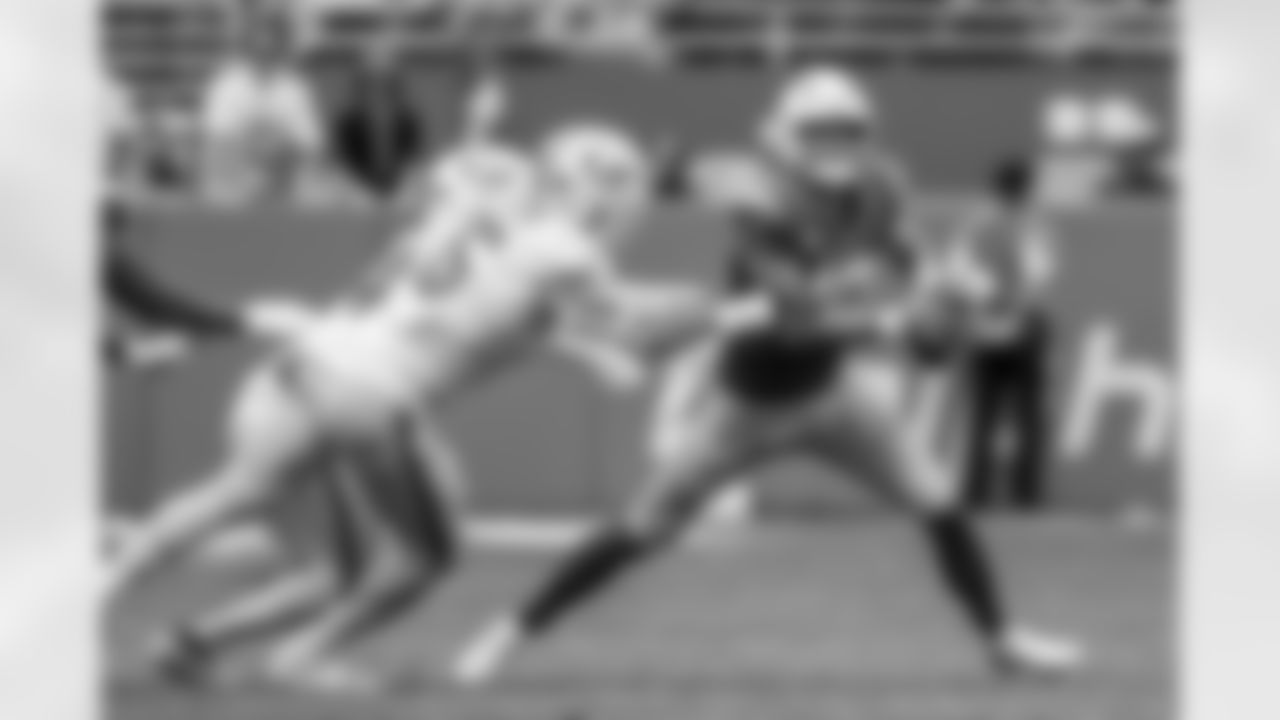 Check out the best shots from the Chargers Week 6 matchup against the Dolphins!