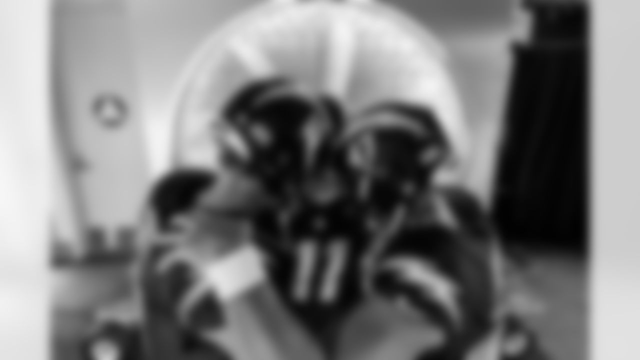 Check out the best shots from the Chargers Week 17 matchup against the Texans!