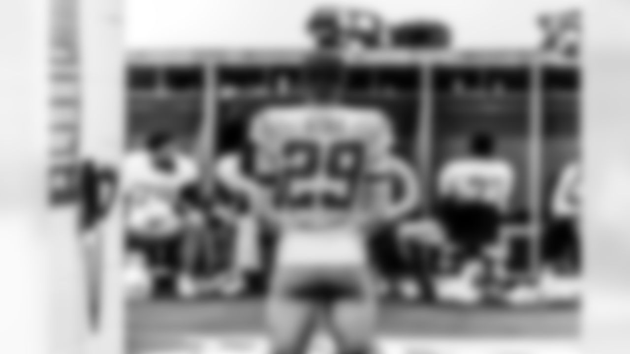 Take a look back at the Chargers Week 18 matchup with the Broncos in monochrome.