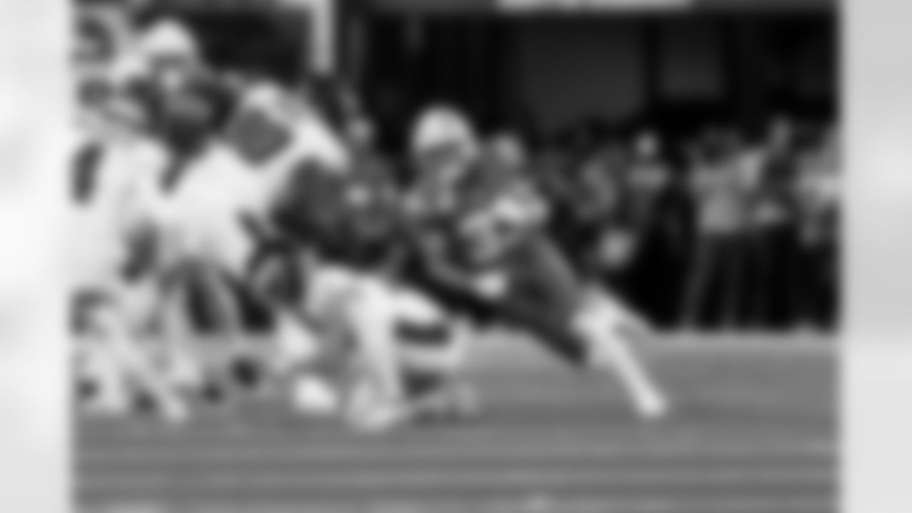 Take a look at the best photos of Chargers 2026 free agent Deane Leonard