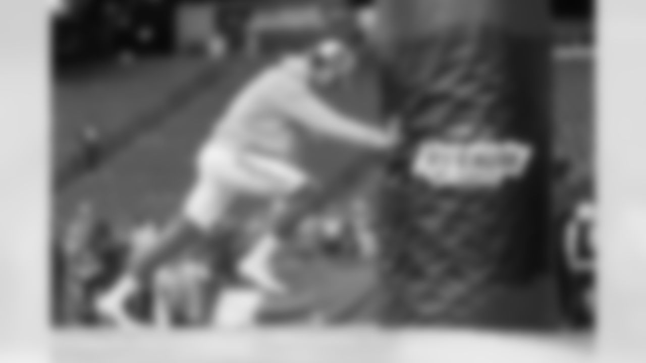 The Los Angeles Chargers play the New England Patriots on Sunday, December 3, 2023 at Gillette Stadium in Foxborough, MA.
[FINAL SCORE: LAC 6 - NE 0]