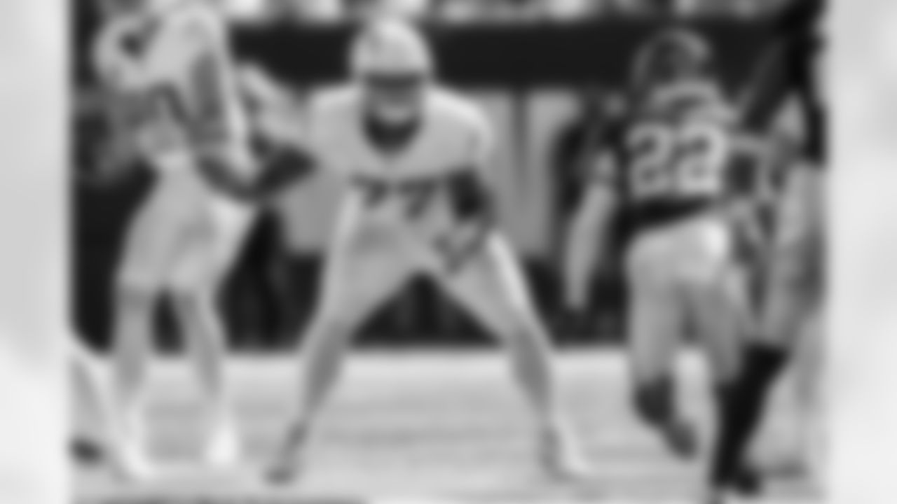 Take a look at the best photos of Chargers 2026 free agent Zion Johnson