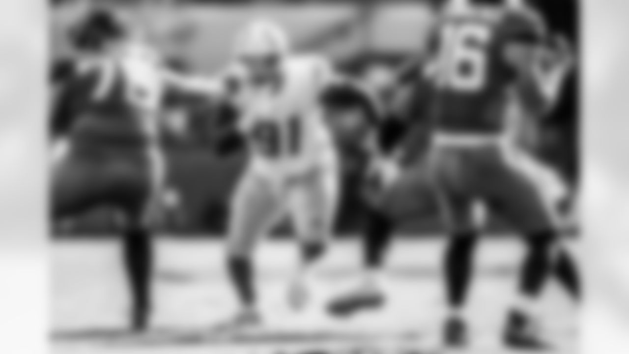 Take a look back at the Chargers Week 11 matchup with the Jaguars in monochrome.