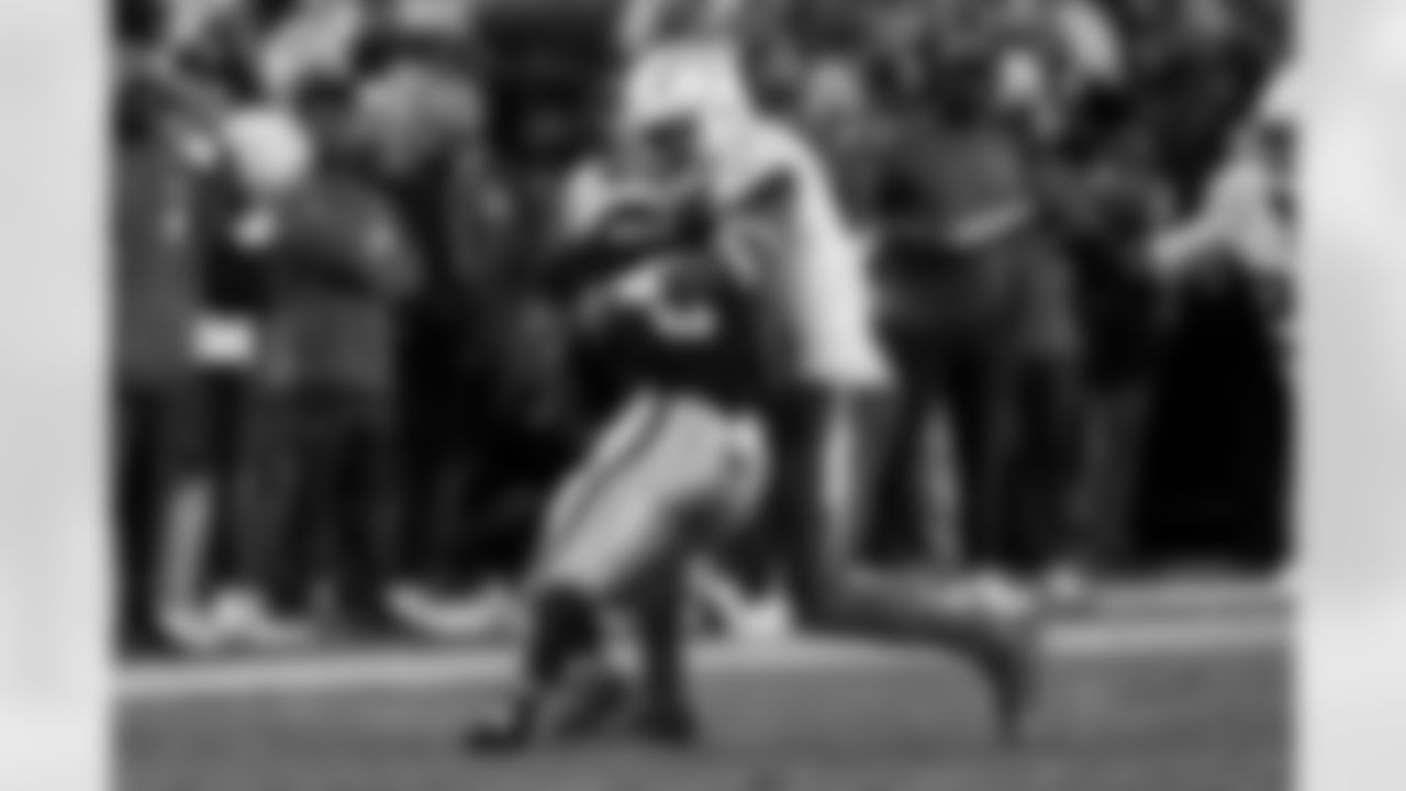 Take a look back at the best photos of the defense's 2025 campaign.