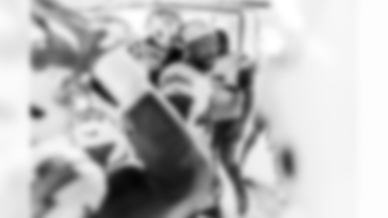 Take a look back at the Chargers Week 18 matchup with the Broncos in monochrome.