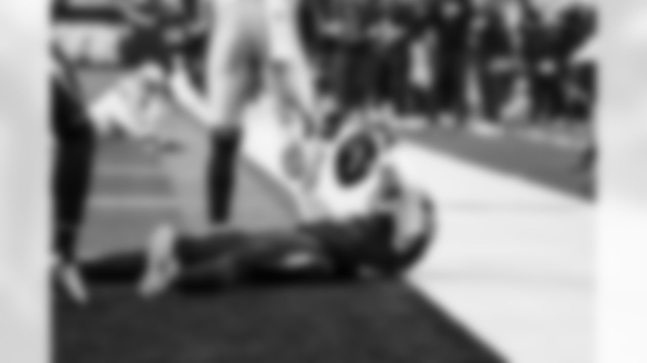 WR Ladd McConkey (15)