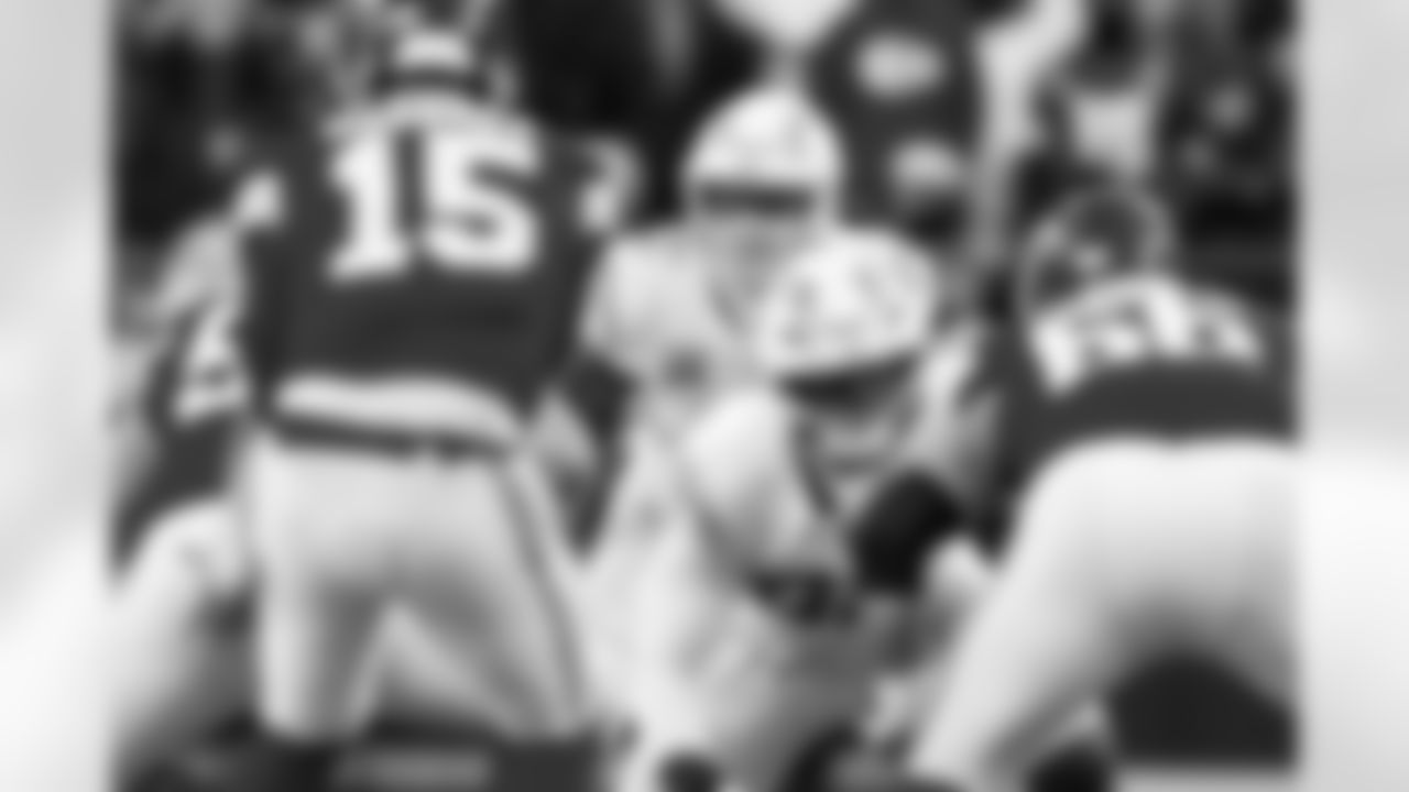 LB Daiyan Henley (0)