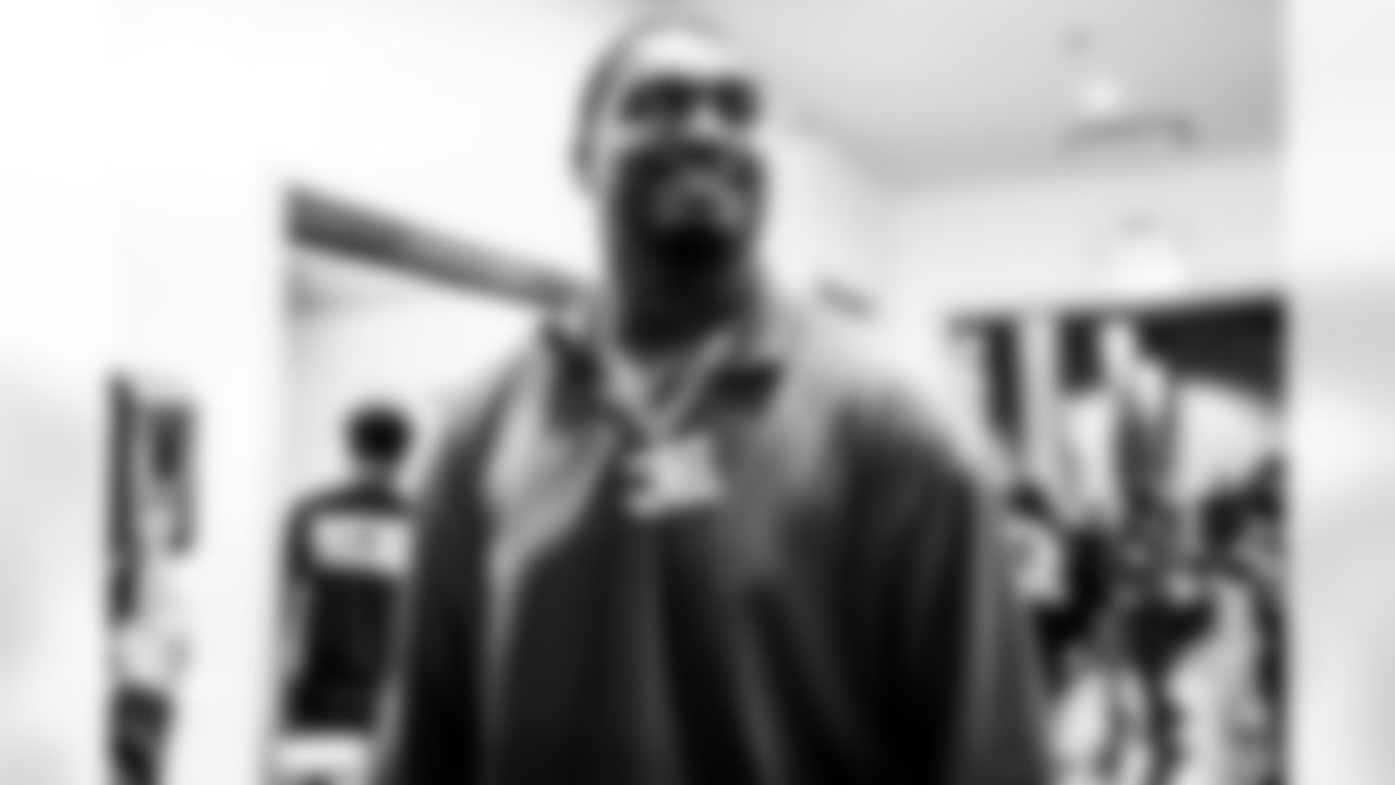 DL Justin Eboigbe (92)