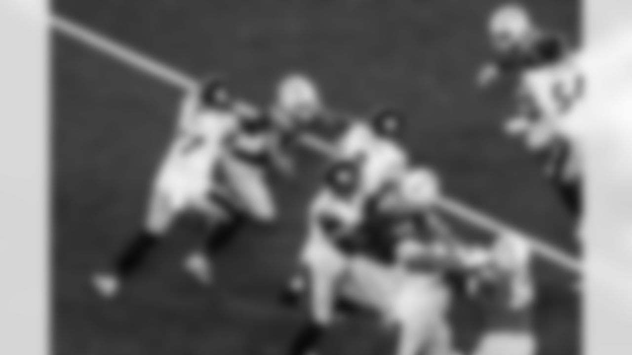 OLB Tuli Tuipulotu (45)