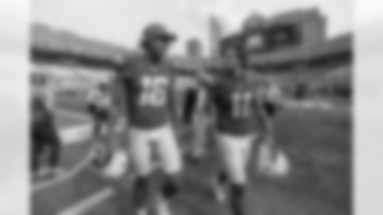 The Los Angeles Chargers play the Carolina Panthers on Sunday, September 15, 2024 at Bank of America Stadium in Charlotte, NC.
[FINAL SCORE: LAC 26 - CAR 3]