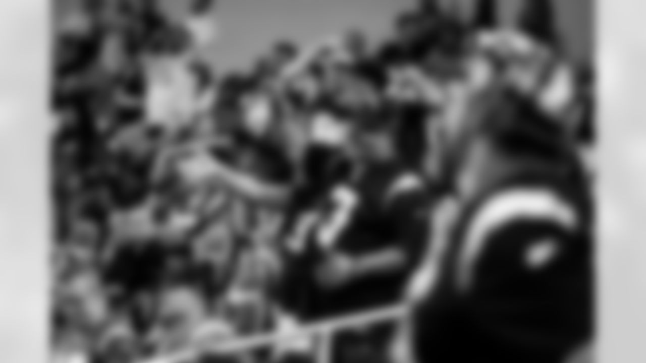 Check out some of the best photos of the Bolt Fam getting together at SoFi Stadium as the Chargers take on the Minnesota Vikings in Week 8!