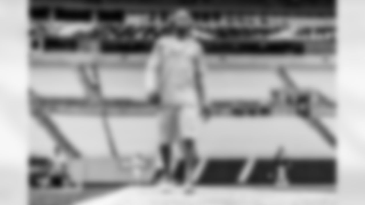 The Los Angeles Chargers play the Carolina Panthers on Sunday, September 15, 2024 at Bank of America Stadium in Charlotte, NC.
[FINAL SCORE: LAC 26 - CAR 3]