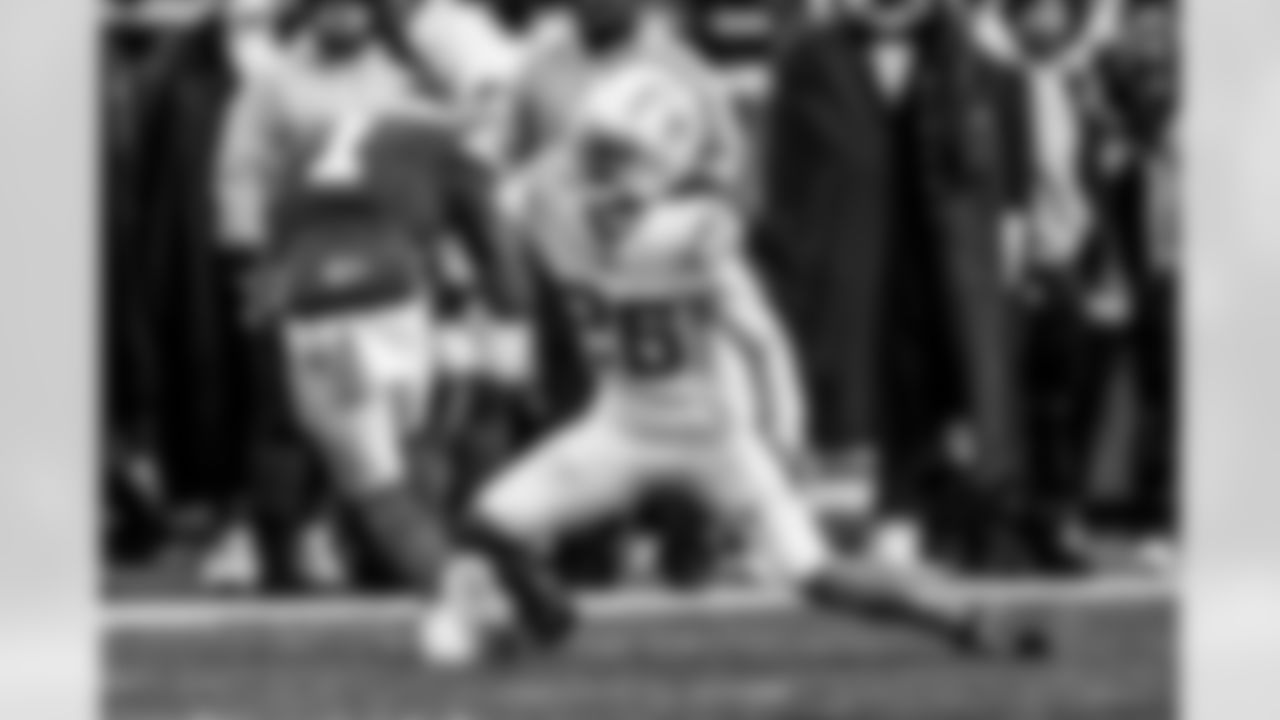 Take a look back at the Chargers Week 15 matchup with the Chiefs in monochrome.